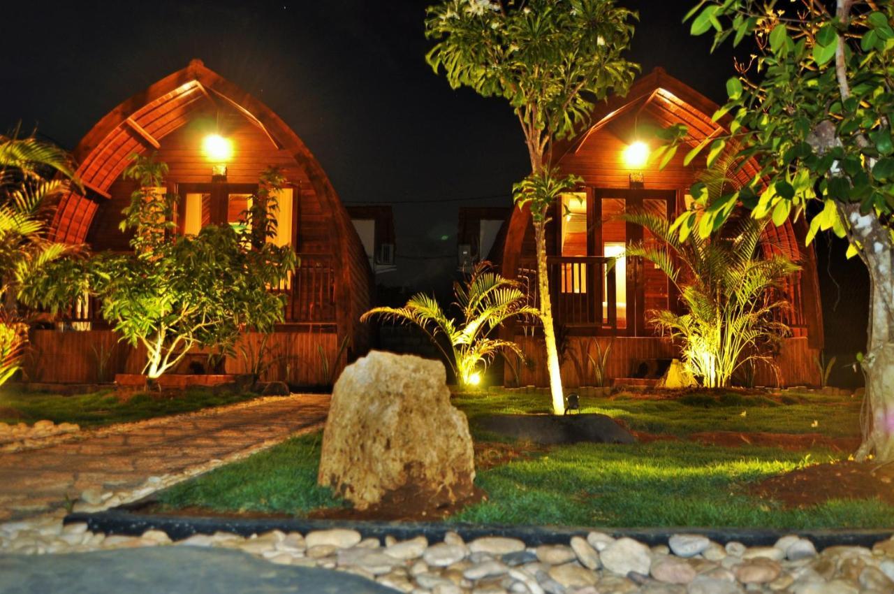 Setilas Bungalows Batununggul Exteriör bild