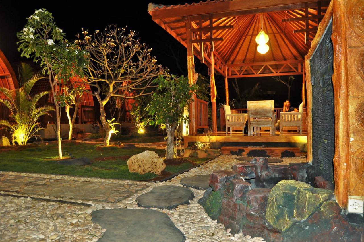 Setilas Bungalows Batununggul Exteriör bild