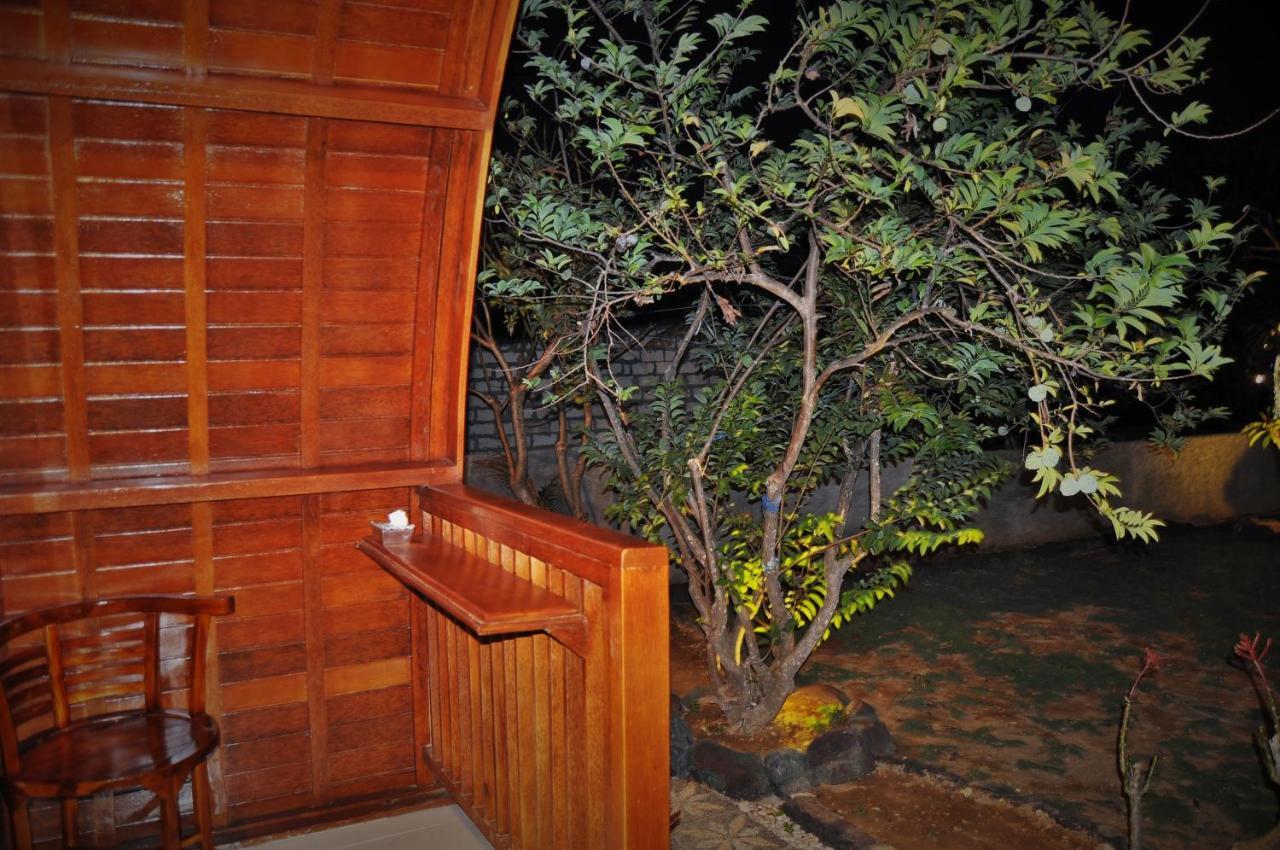 Setilas Bungalows Batununggul Exteriör bild