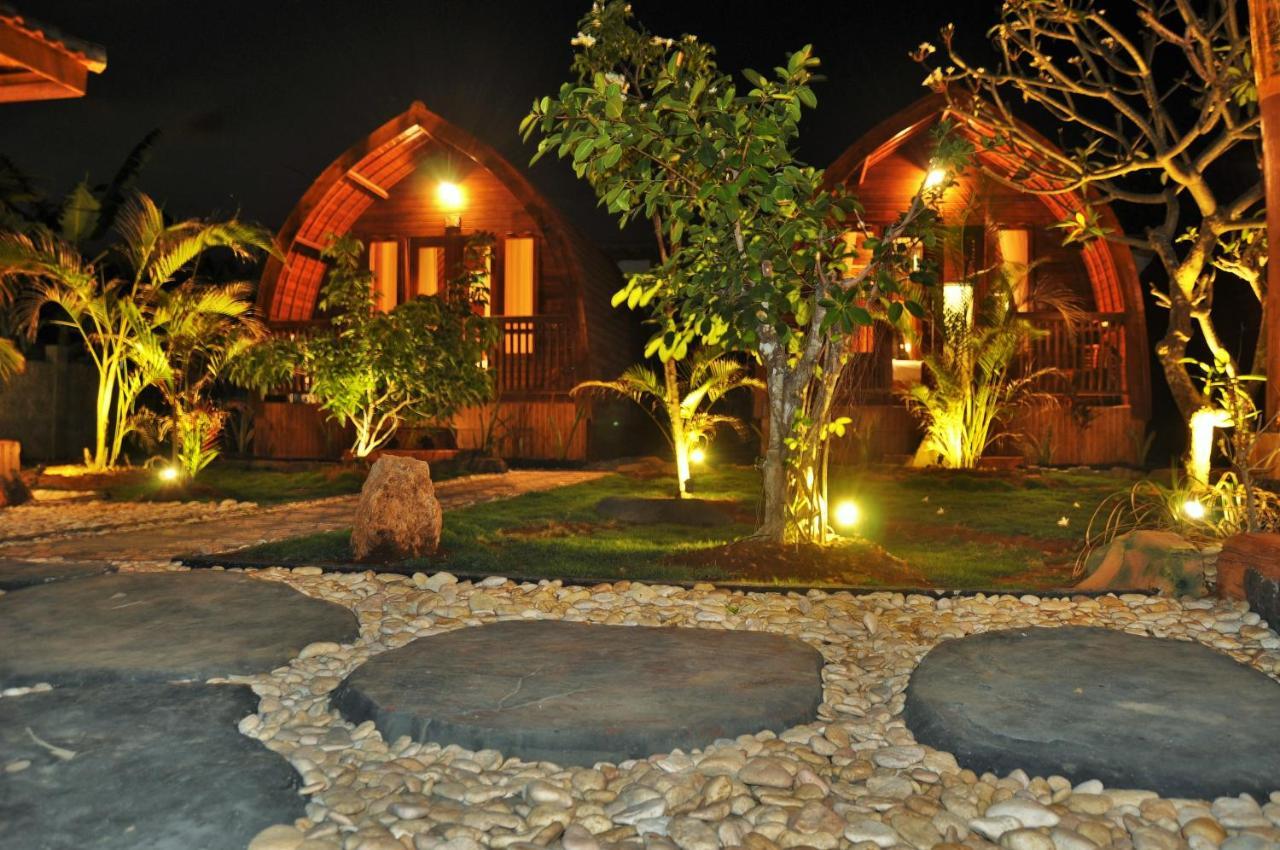 Setilas Bungalows Batununggul Exteriör bild
